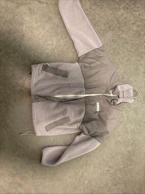 Women’s under armour jacket